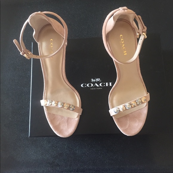 Coach Jacklyn Daisy Rivet Sandals - Picture 3 of 4